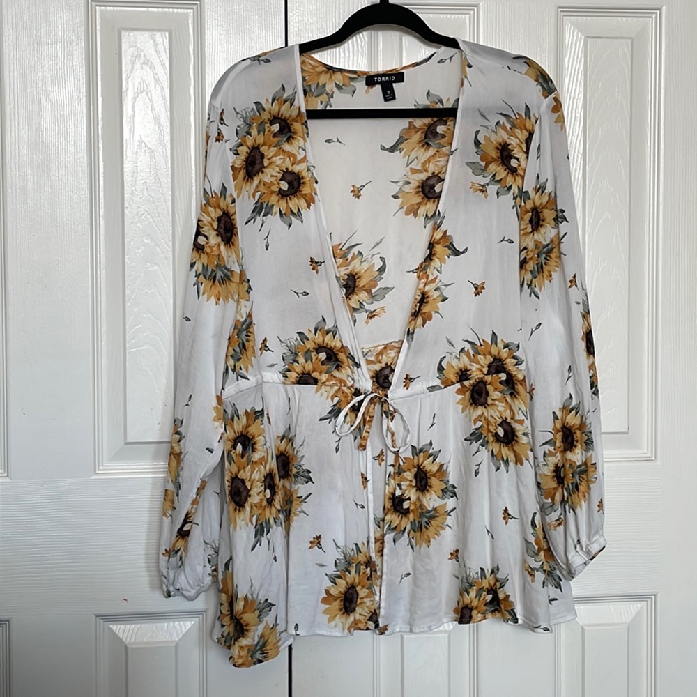 Sunflower Tie Front Midi Kimono